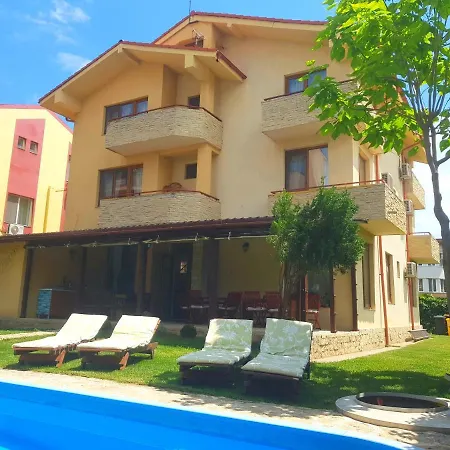 Eclipse Mamaia Nord Guest house Navodari