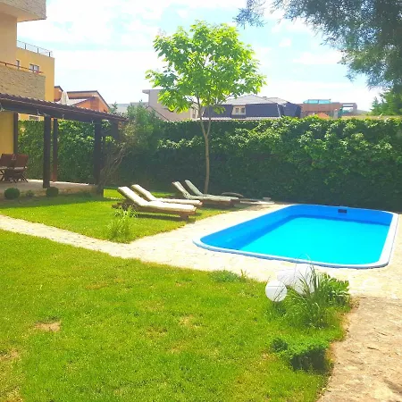 Eclipse Mamaia Nord Penzion Năvodari