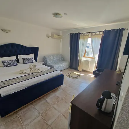 Eclipse Mamaia Nord Πανσιόν *