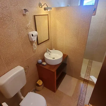 Πανσιόν Eclipse Mamaia Nord *