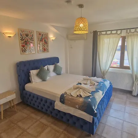 Eclipse Mamaia Nord Πανσιόν *