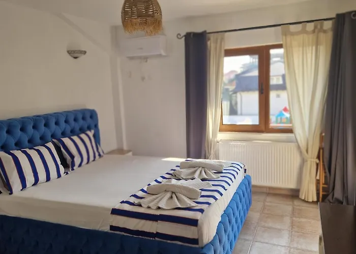 Eclipse Mamaia Nord Pensión