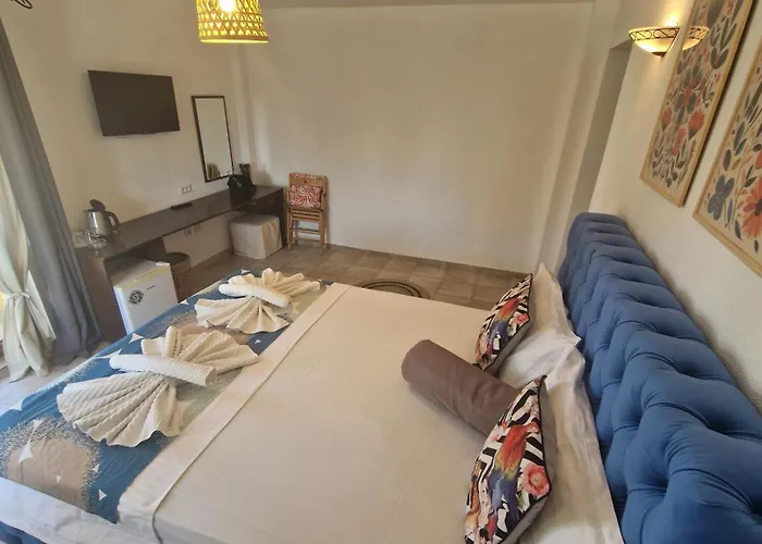 Eclipse Mamaia Nord בית הארחה